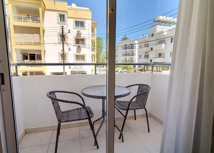 Helios Mackenzie One Bedroom Flat Διαμέρισμα Λάρνακα