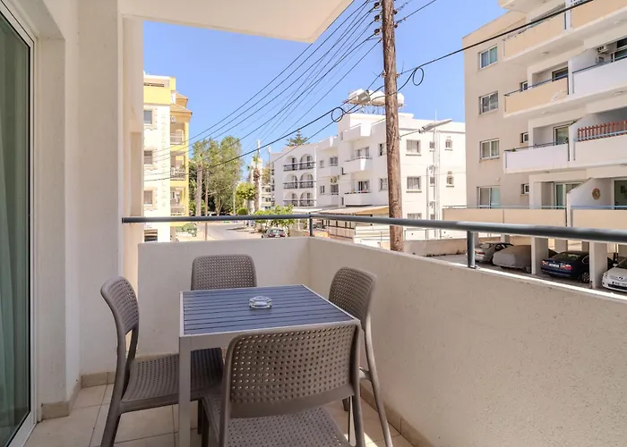 Helios Mackenzie One Bedroom Flat Διαμέρισμα Λάρνακα